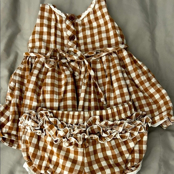 SweetHoney Brown and White Checkered Top and Bloomers - Picture 3 of 3